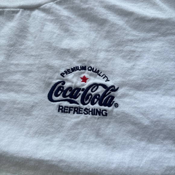 Men’s Vintage 90s Delta Pro Weight Coca-Cola embroidered tee - Picture 4 of 6